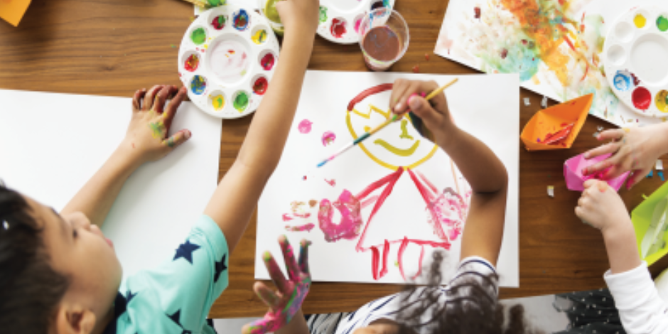 Toddlers painting